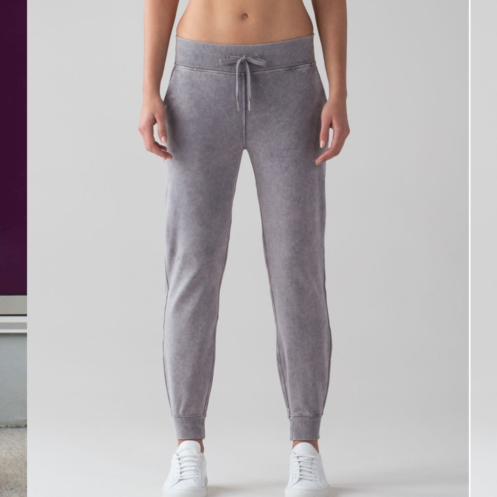 Lululemon Loop Back Jogger - image 3